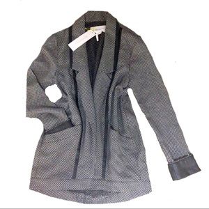 [SaturdaySale, 12/22😁] BCBG Blazer- NWT- was $148